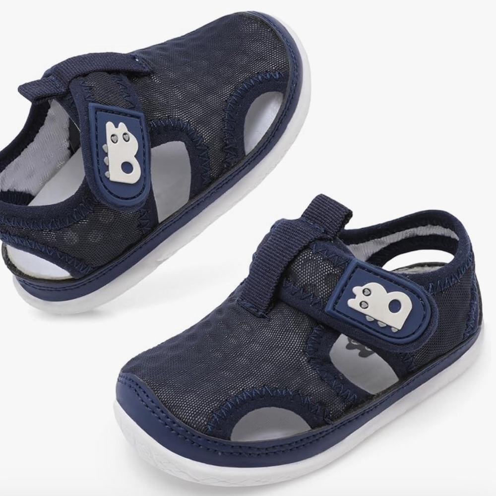 Besroad| toddler swim water Navy Blue Kids Shoes with White Soles Sz 7-7.5 New